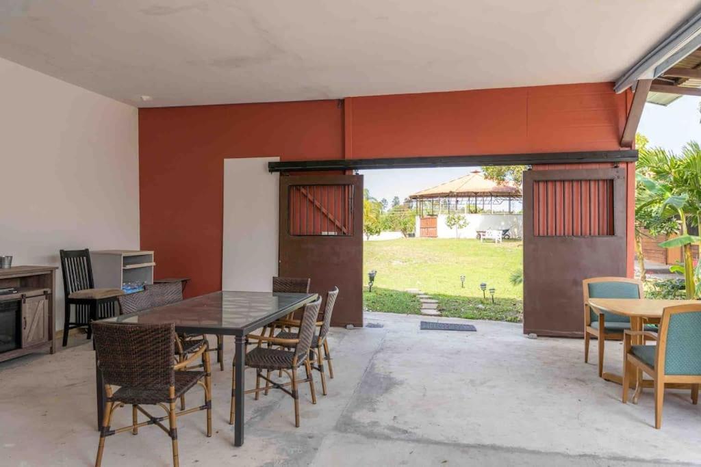 Appartamento Tampa Bay Oasis Tarpon Springs Esterno foto